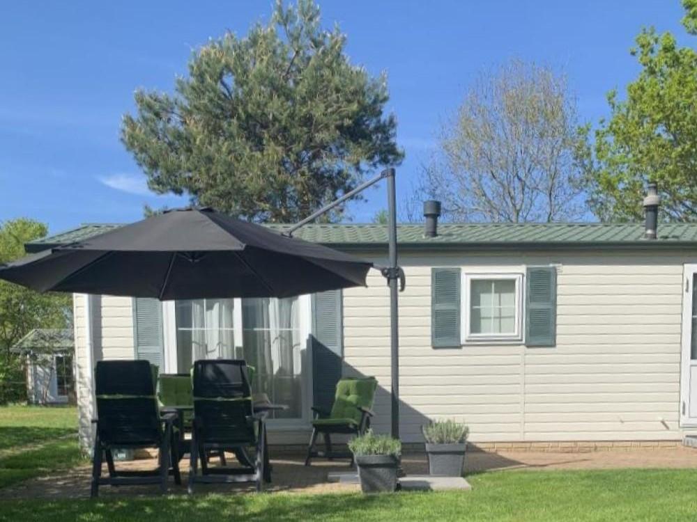 Huizenruil: Chalet in assen